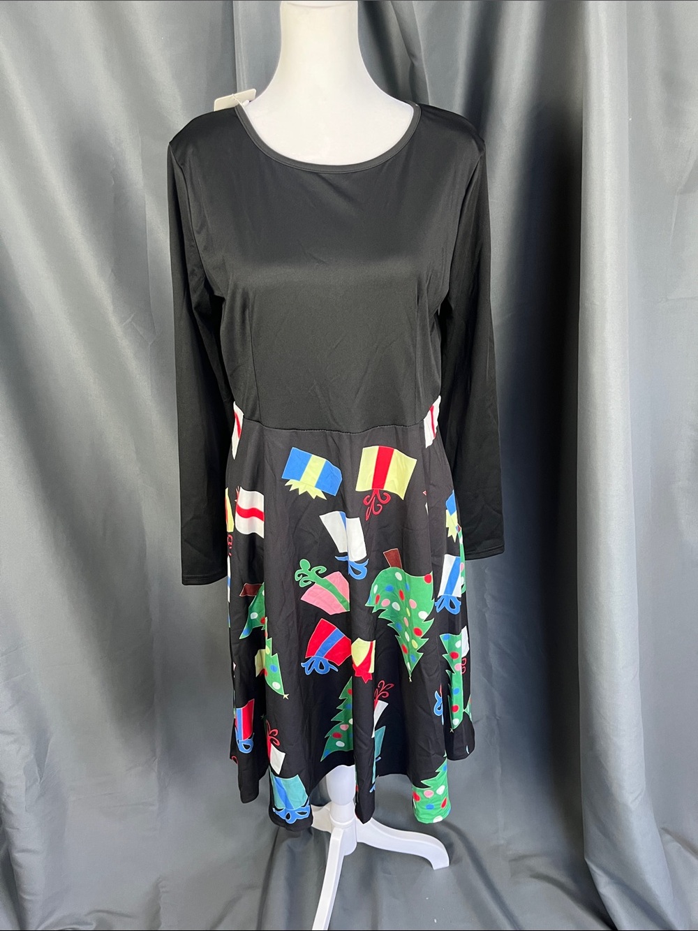 Black Holiday Print Circle Skirt